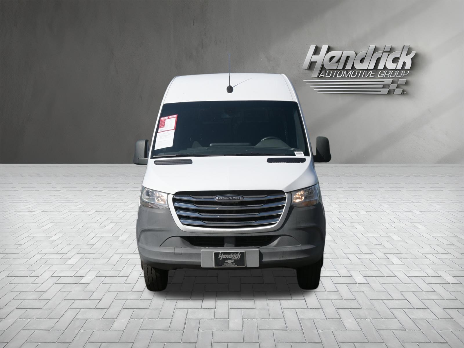 2019 Freightliner Sprinter Cargo Van photo 2