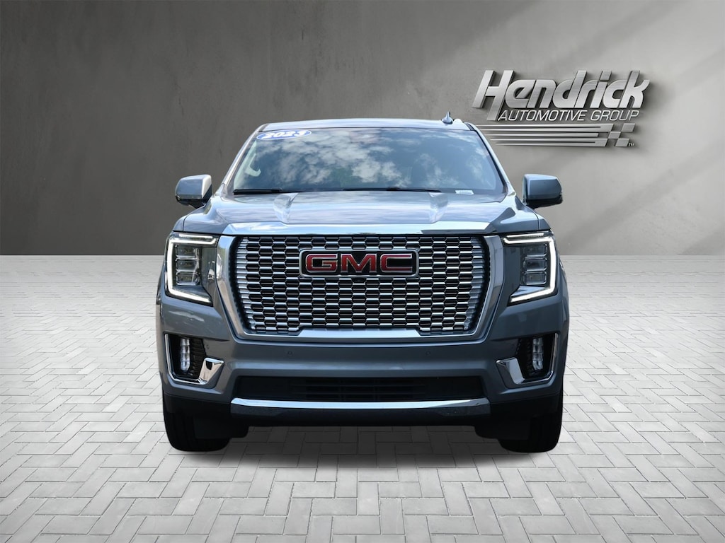 Used 2023 GMC Yukon XL SLT SUV