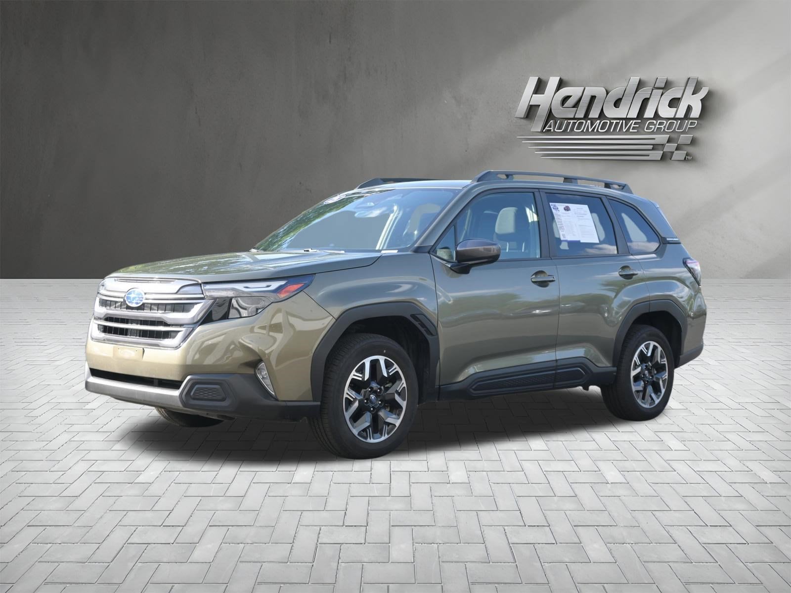 2025 Subaru Forester Premium photo 4