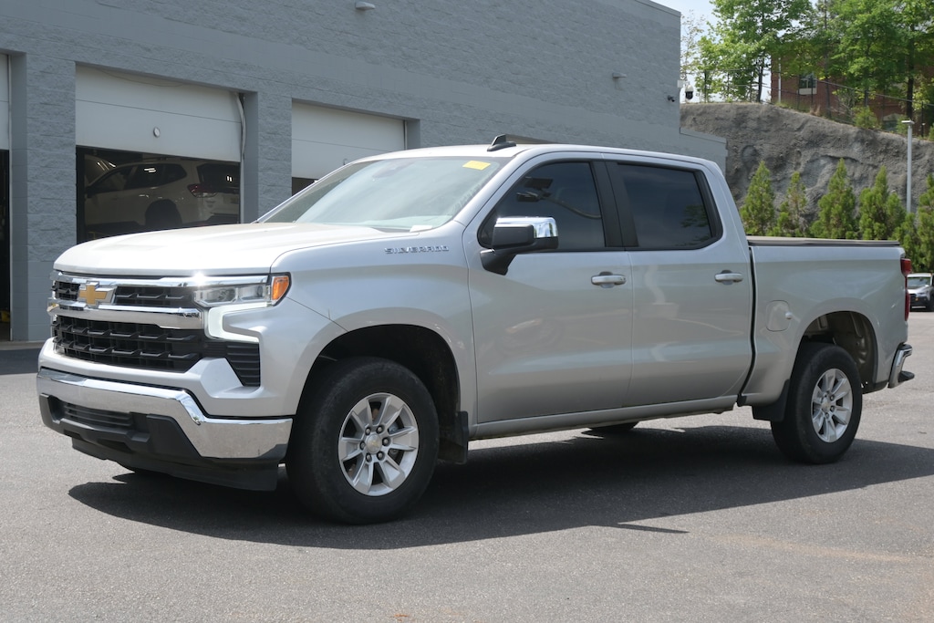 Used 2022 Chevrolet Silverado 1500 LT Pickup