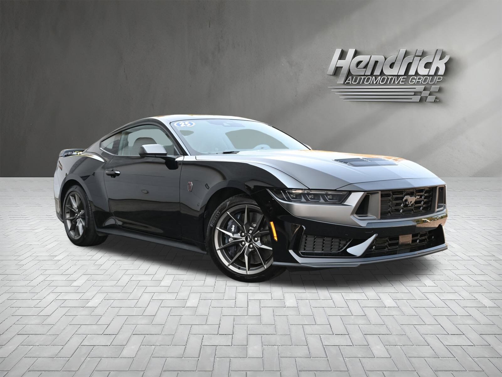 2025 Ford Mustang Dark Horse photo 2