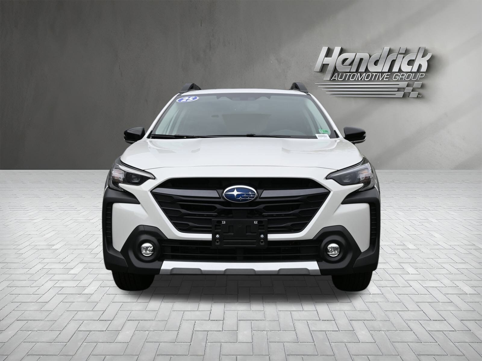 2025 Subaru Outback Limited XT photo 2