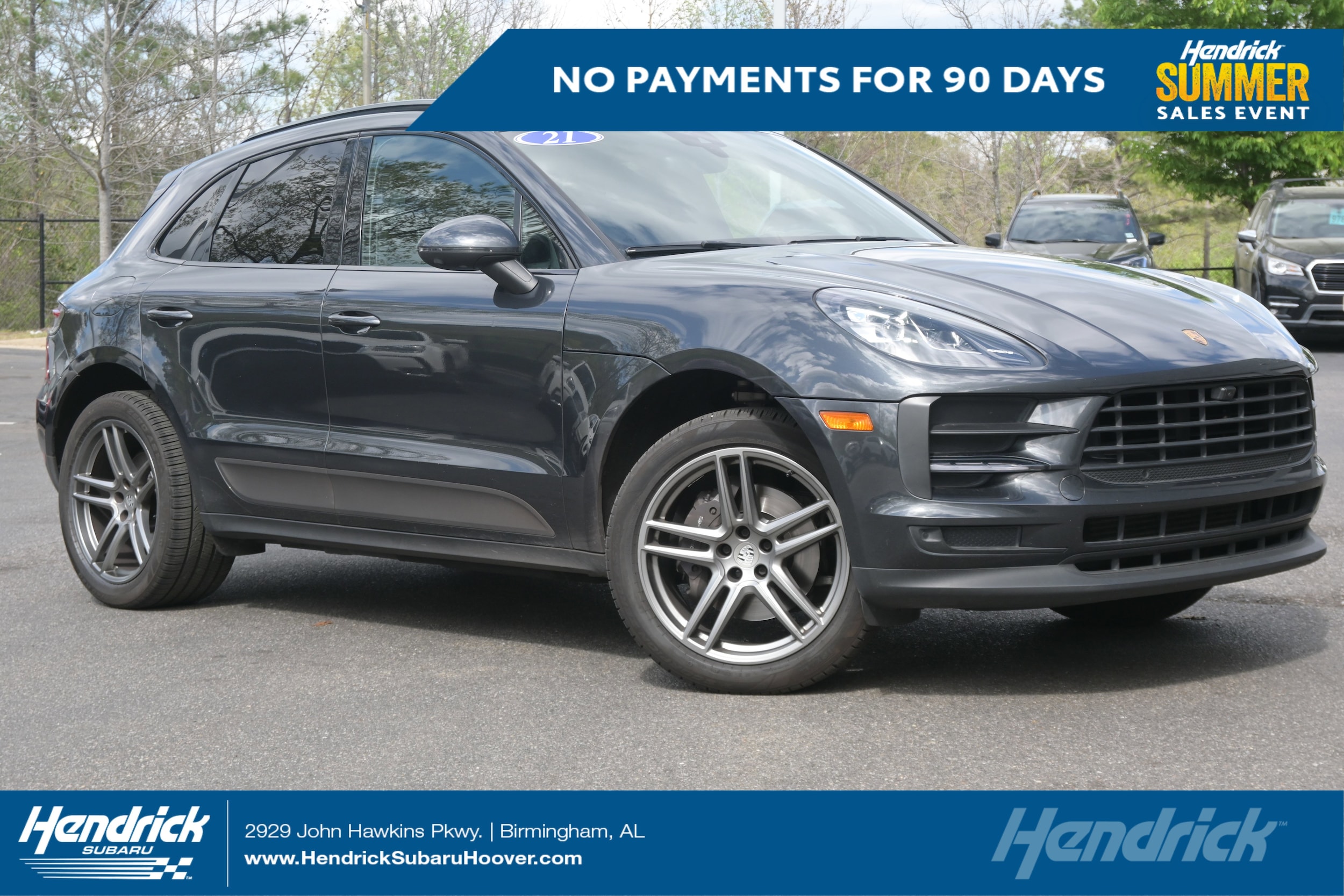 2021 Porsche Macan -'s photo