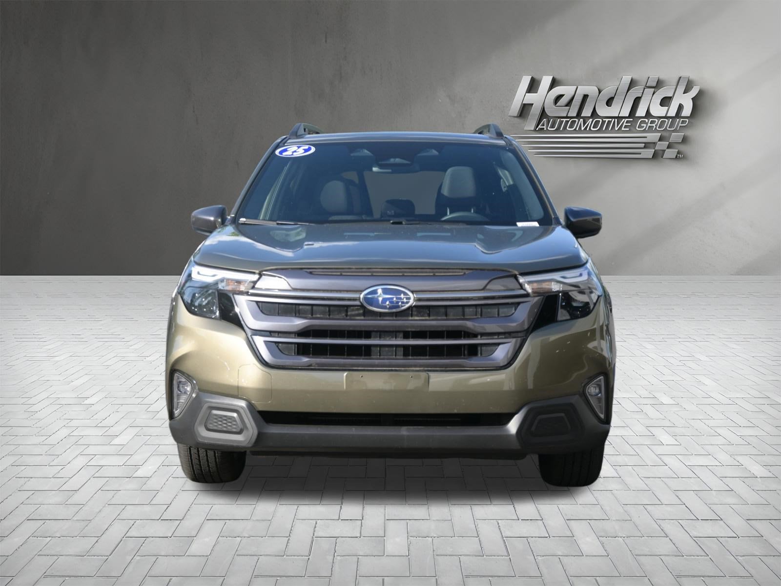 2025 Subaru Forester Premium photo 2