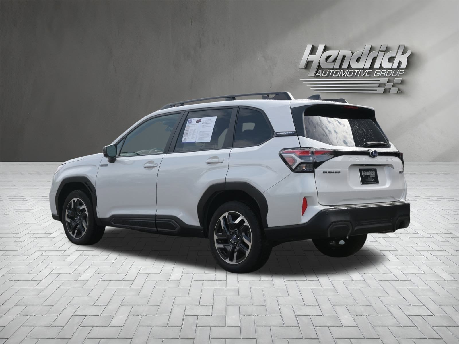 2025 Subaru Forester Limited Hybrid photo 6