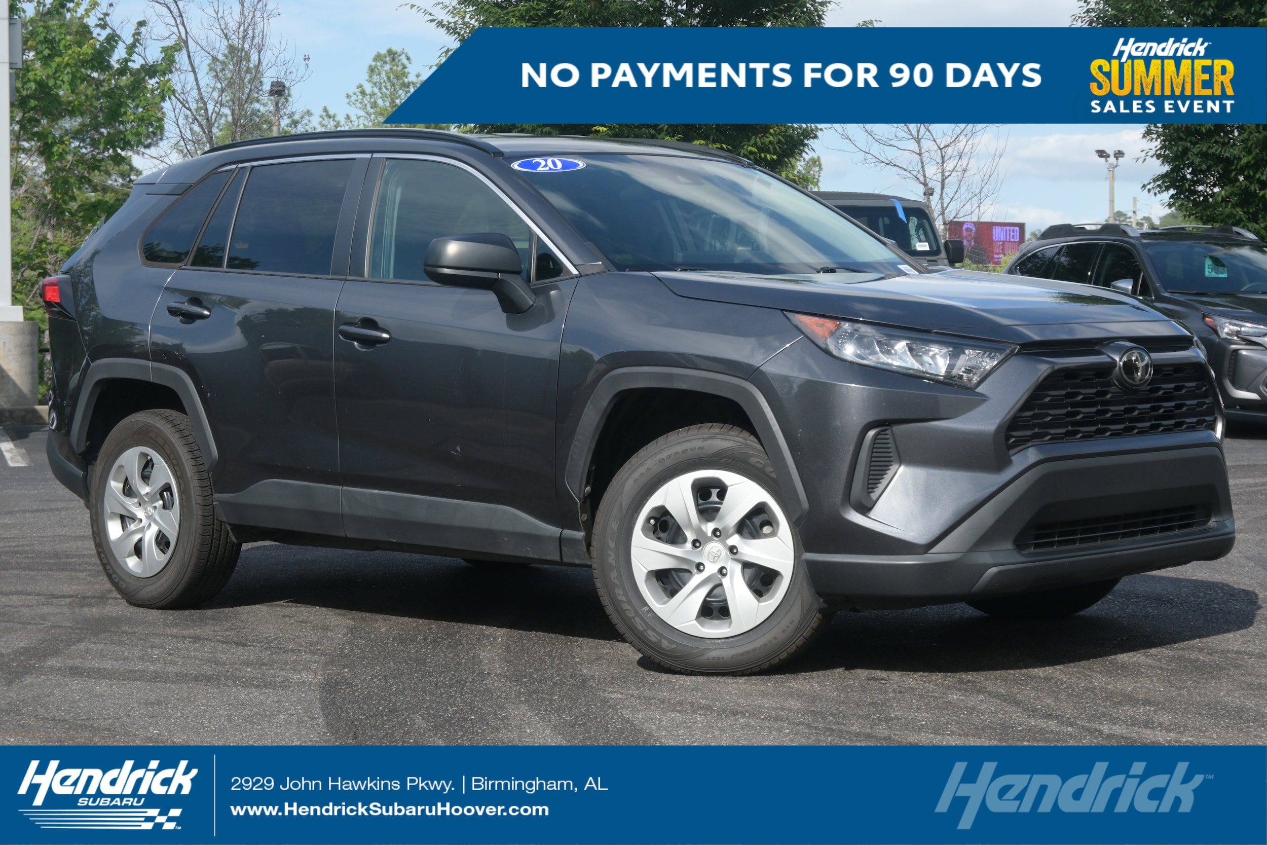 2020 Toyota RAV4 LE FWD's photo