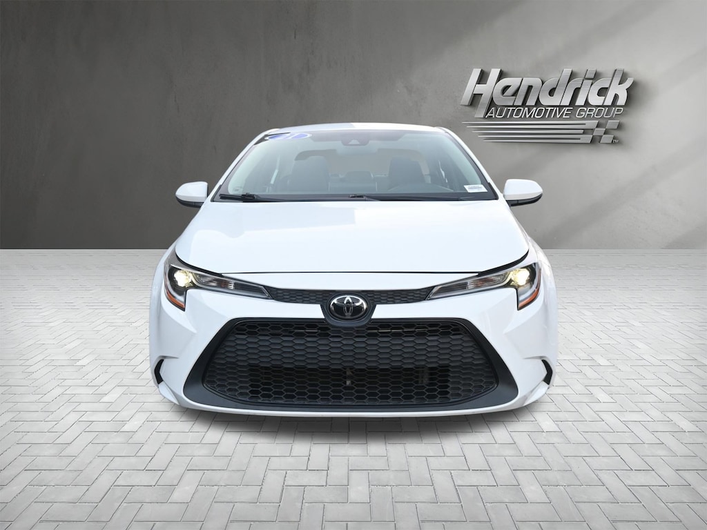 Used 2021 Toyota Corolla LE Sedan
