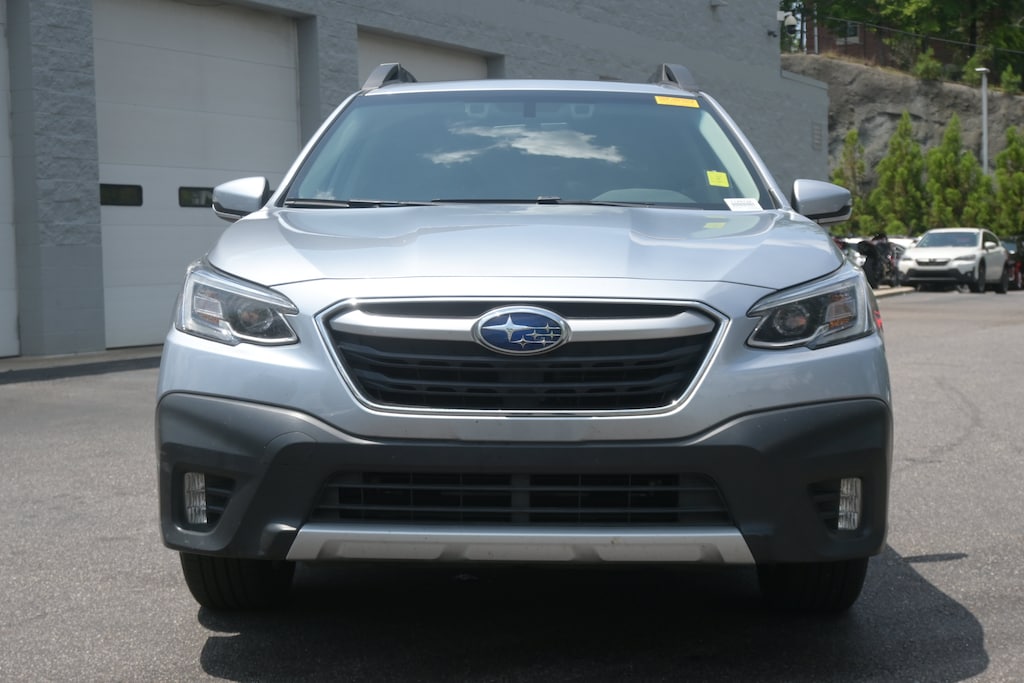 Used 2022 Subaru Outback Limited SUV
