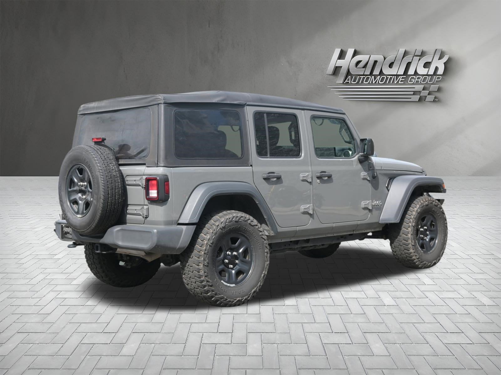2020 Jeep Wrangler Unlimited Sport photo 3