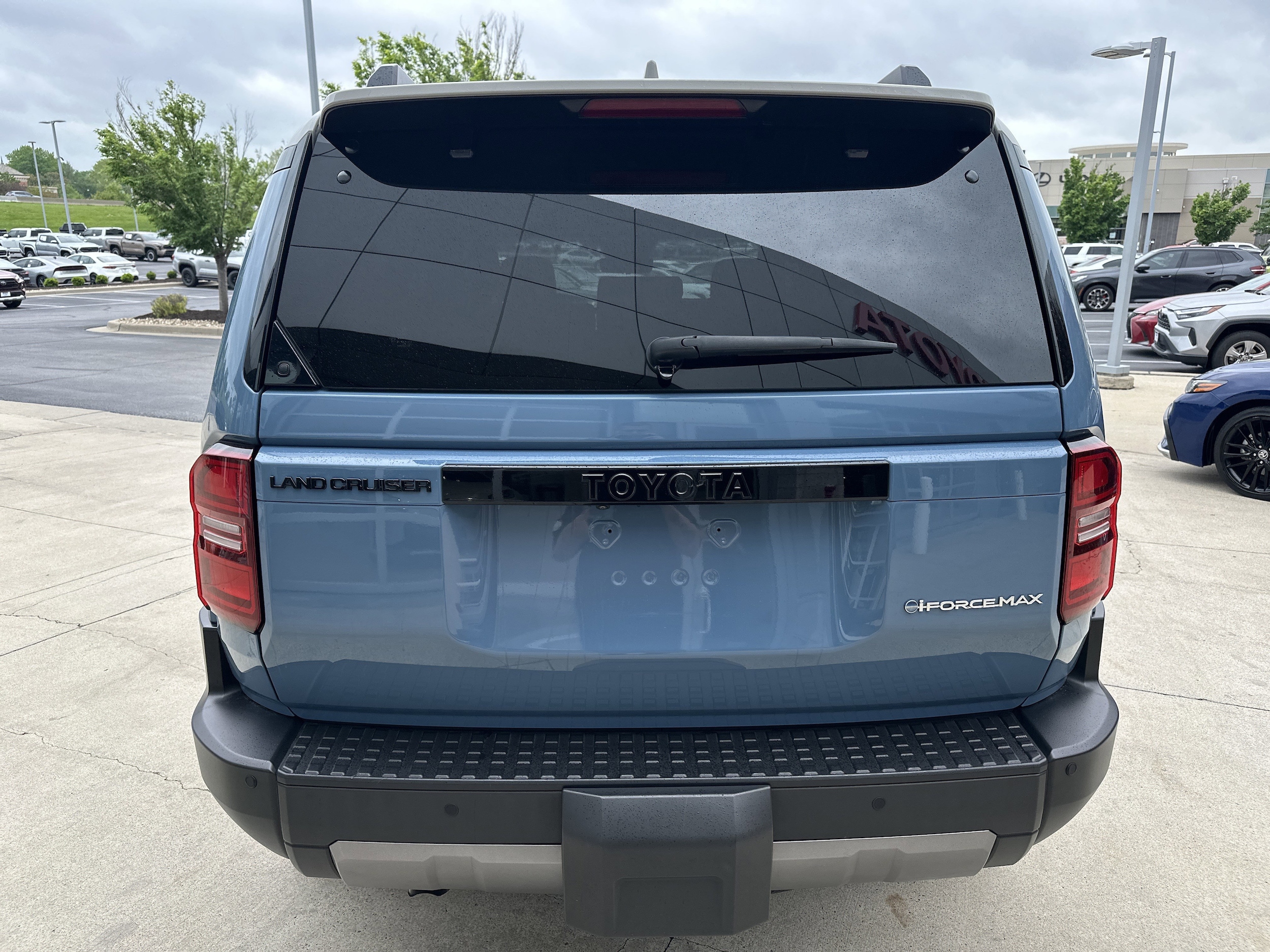 2024 Toyota Land Cruiser photo 6