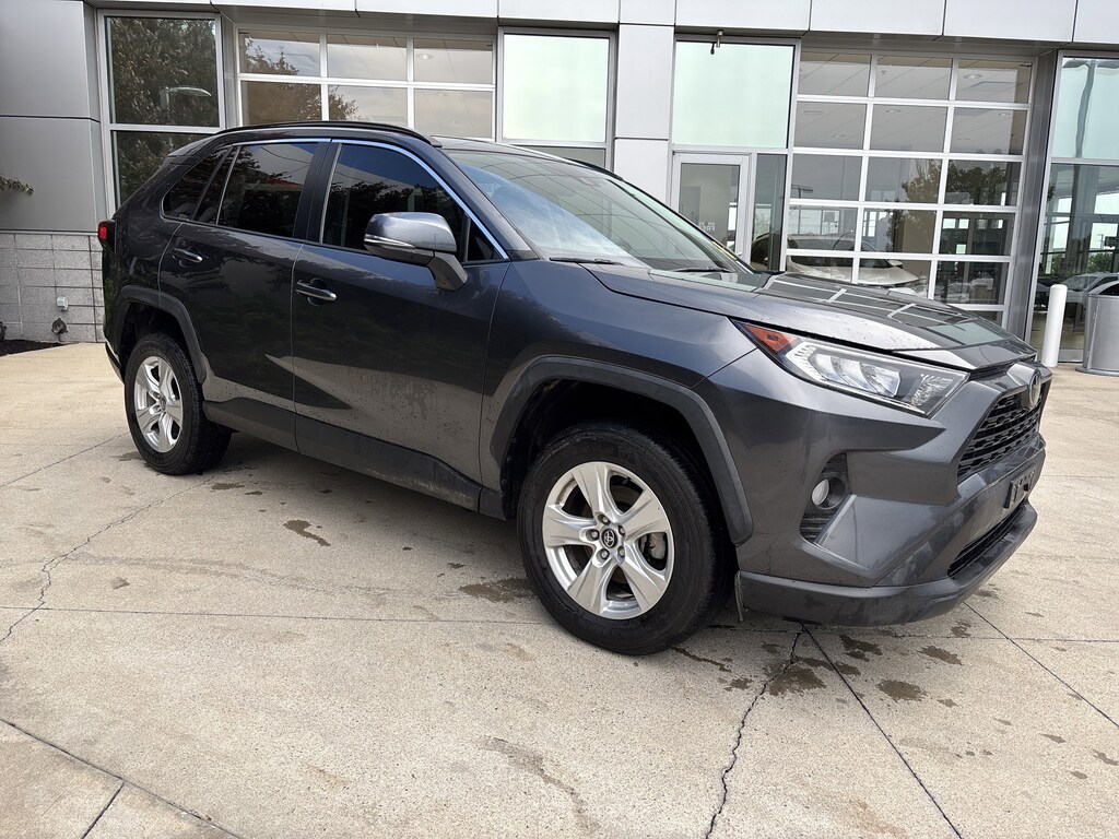 Used 2021 Toyota RAV4 XLE SUV