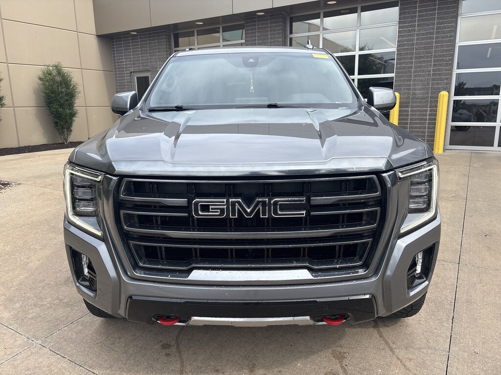 Used 2022 GMC Yukon AT4 SUV