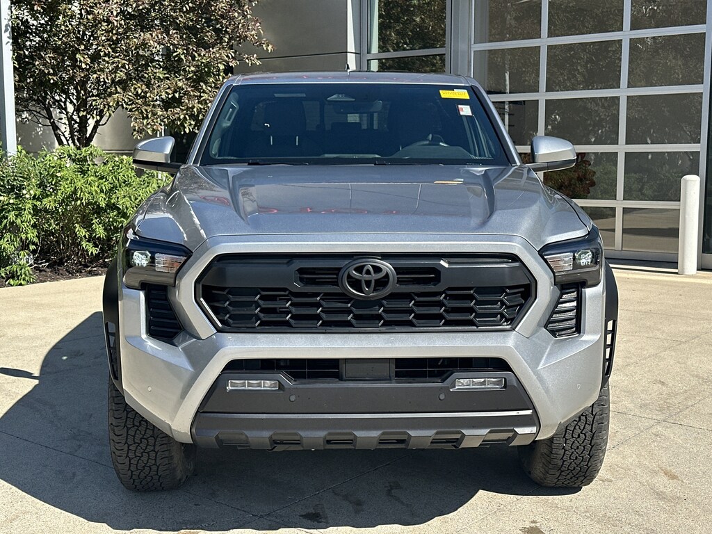 Used 2025 Toyota Tacoma 4WD TRD Off Road Pickup