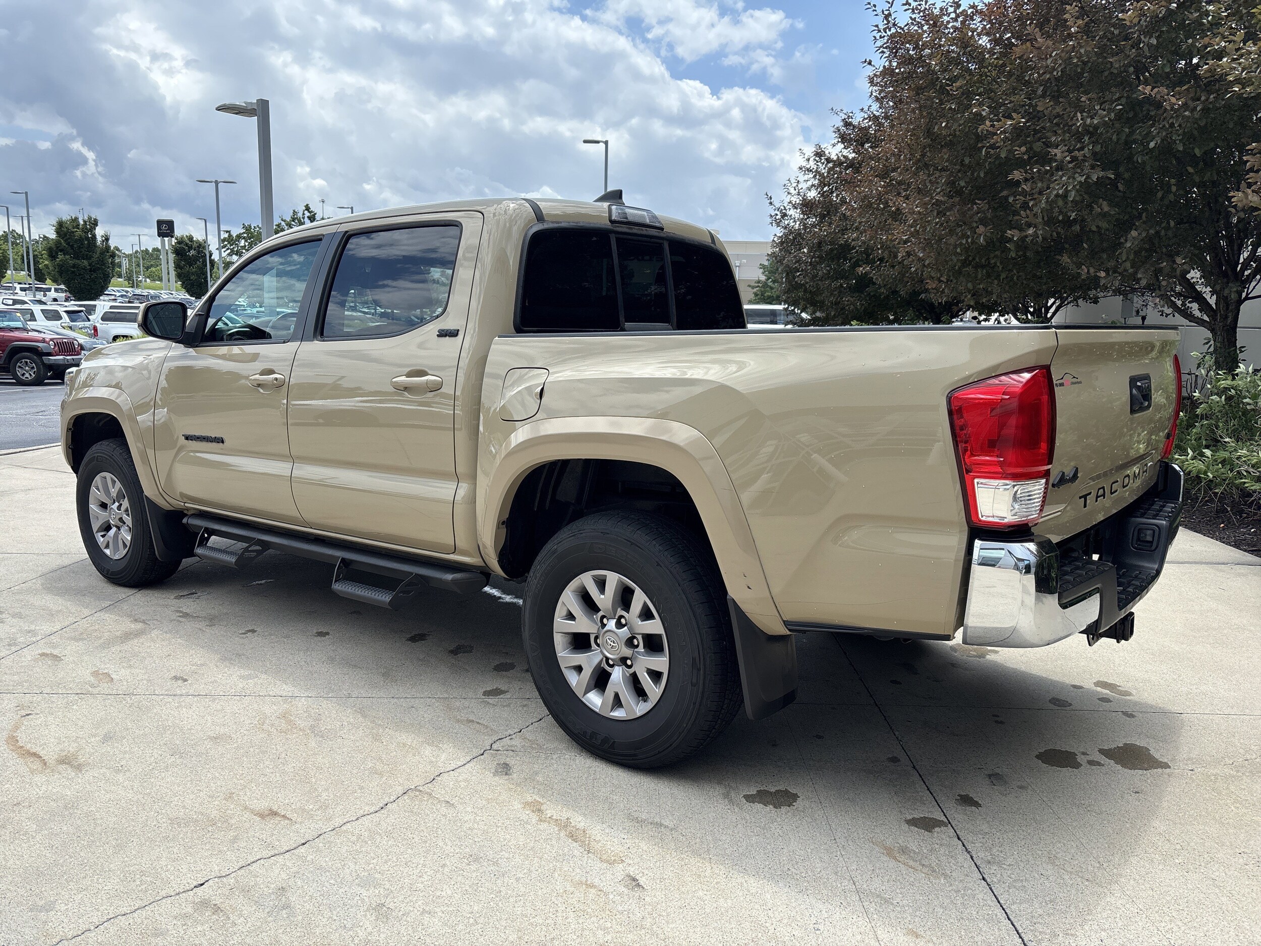 Toyota Tacoma SR5