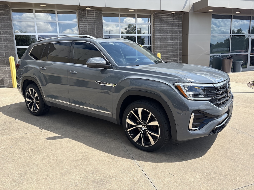 Used 2025 Volkswagen Atlas 2.0T SEL Premium R-Line SUV