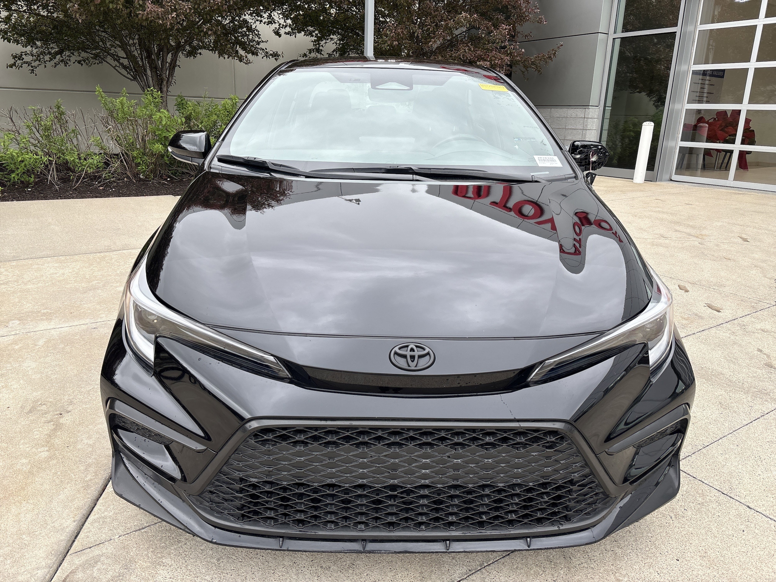 2025 Toyota Corolla SE photo 5