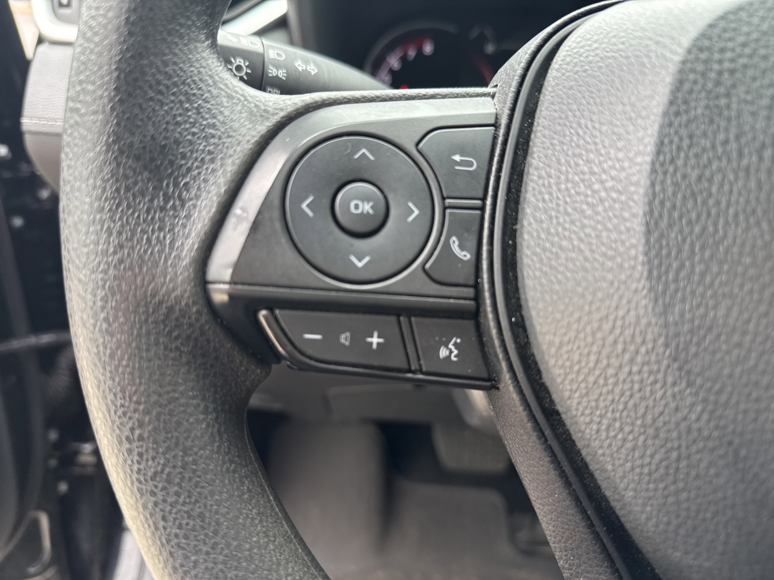 Certified 2025 Toyota RAV4 LE with VIN 2T3F1RFV4SW504886 for sale in Kansas City