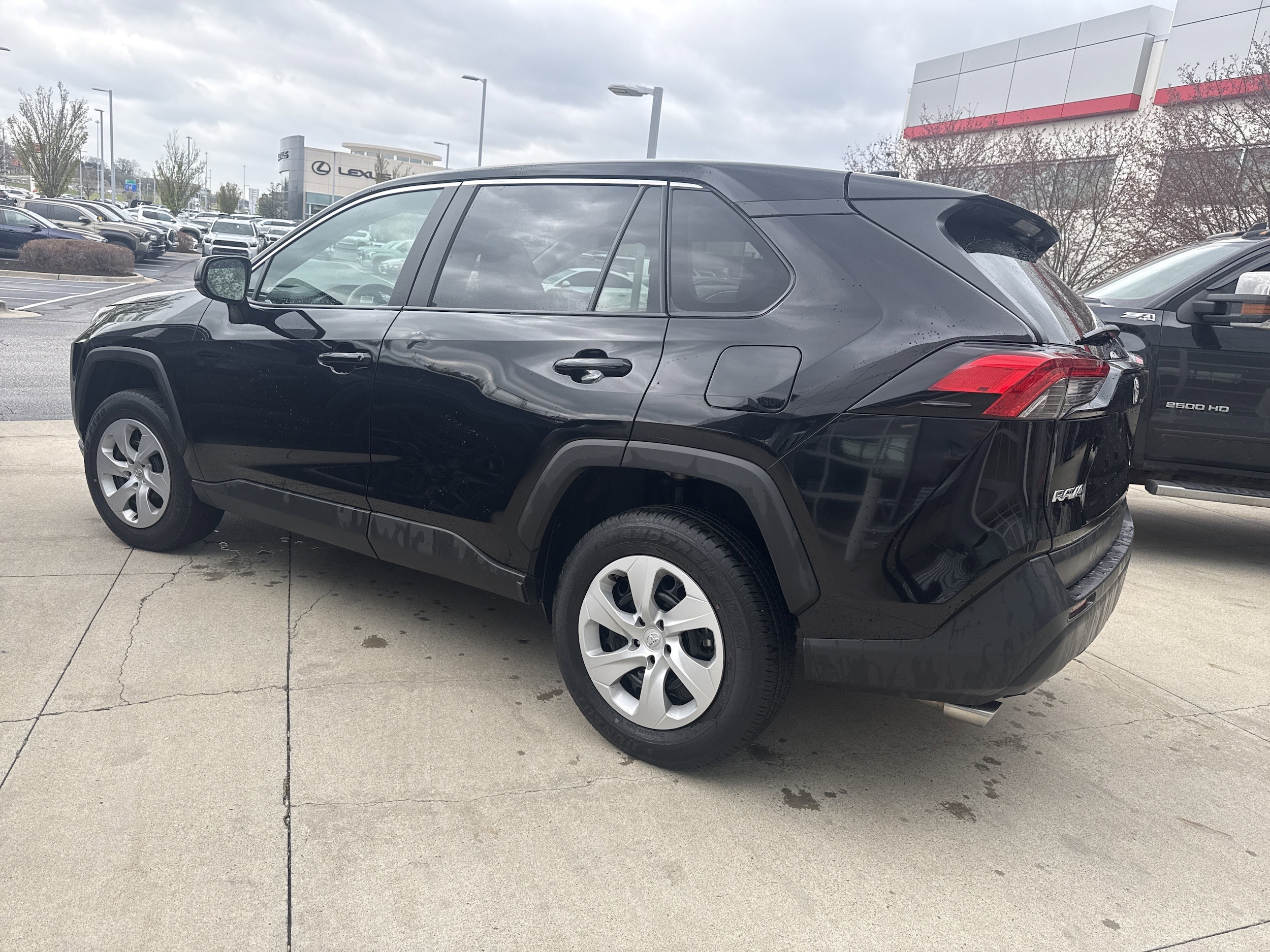 2025 Toyota RAV4 LE photo 3