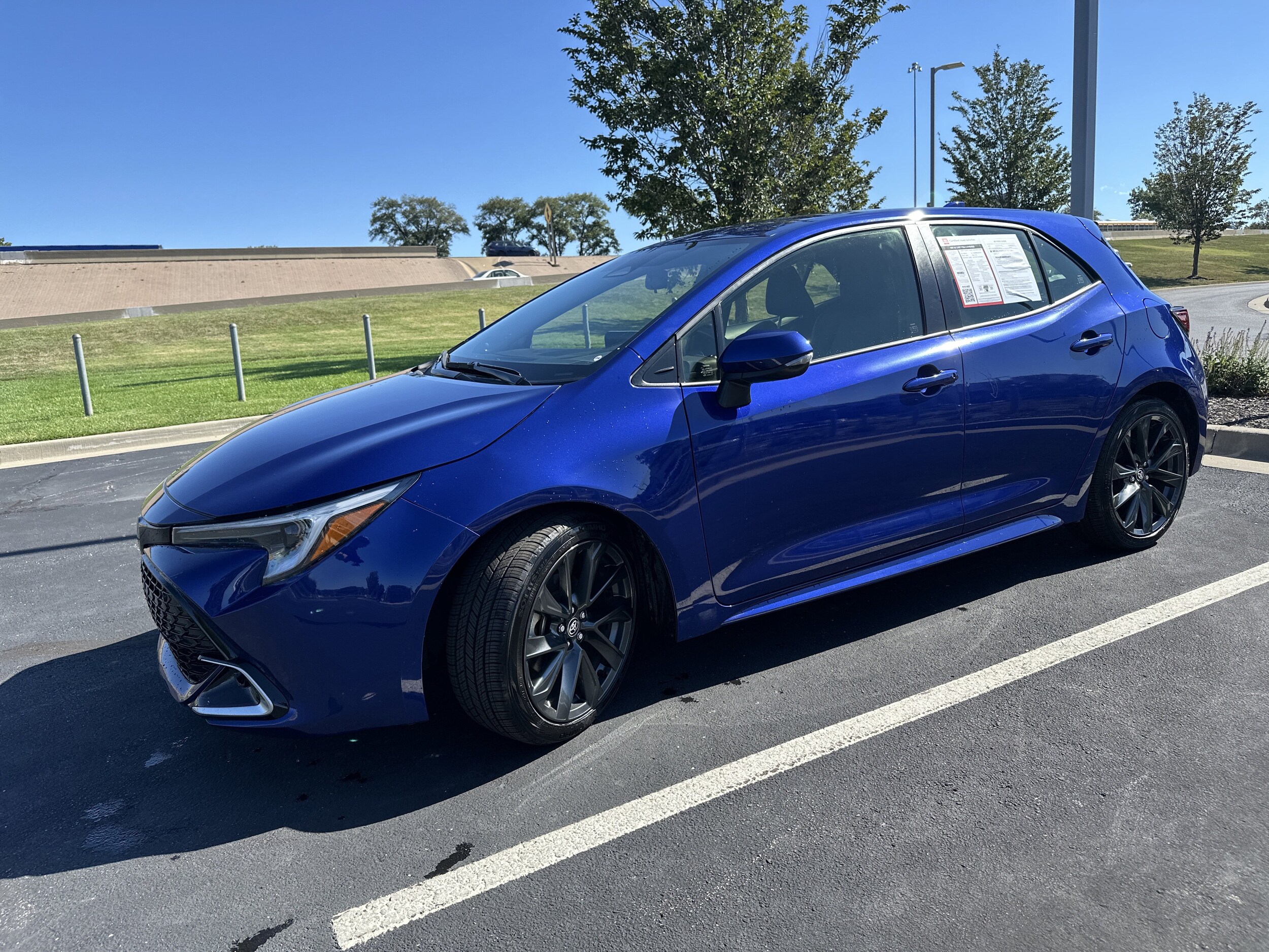 2024 Toyota Corolla XSE photo 3