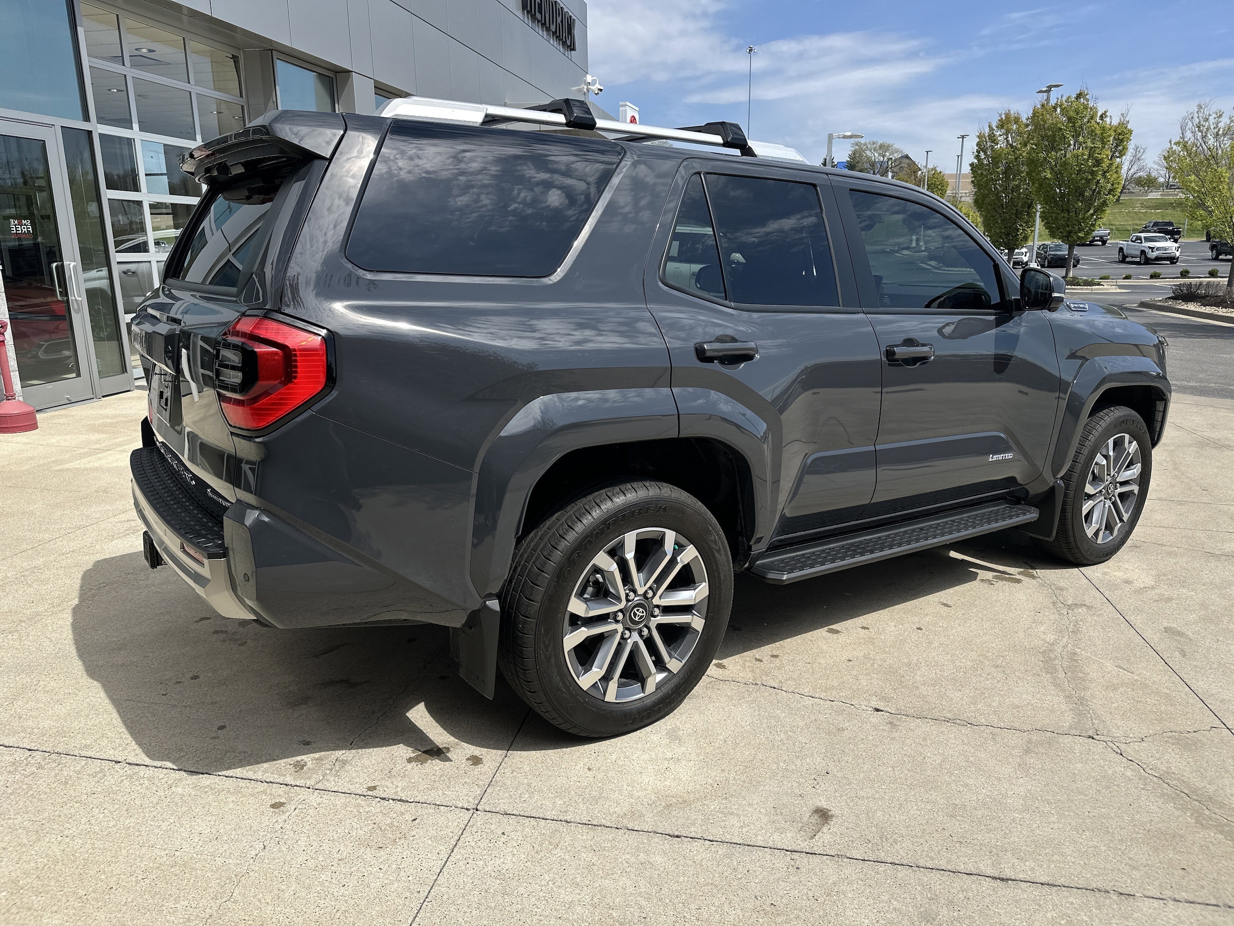 2025 Toyota 4Runner Hybrid Limited photo 5