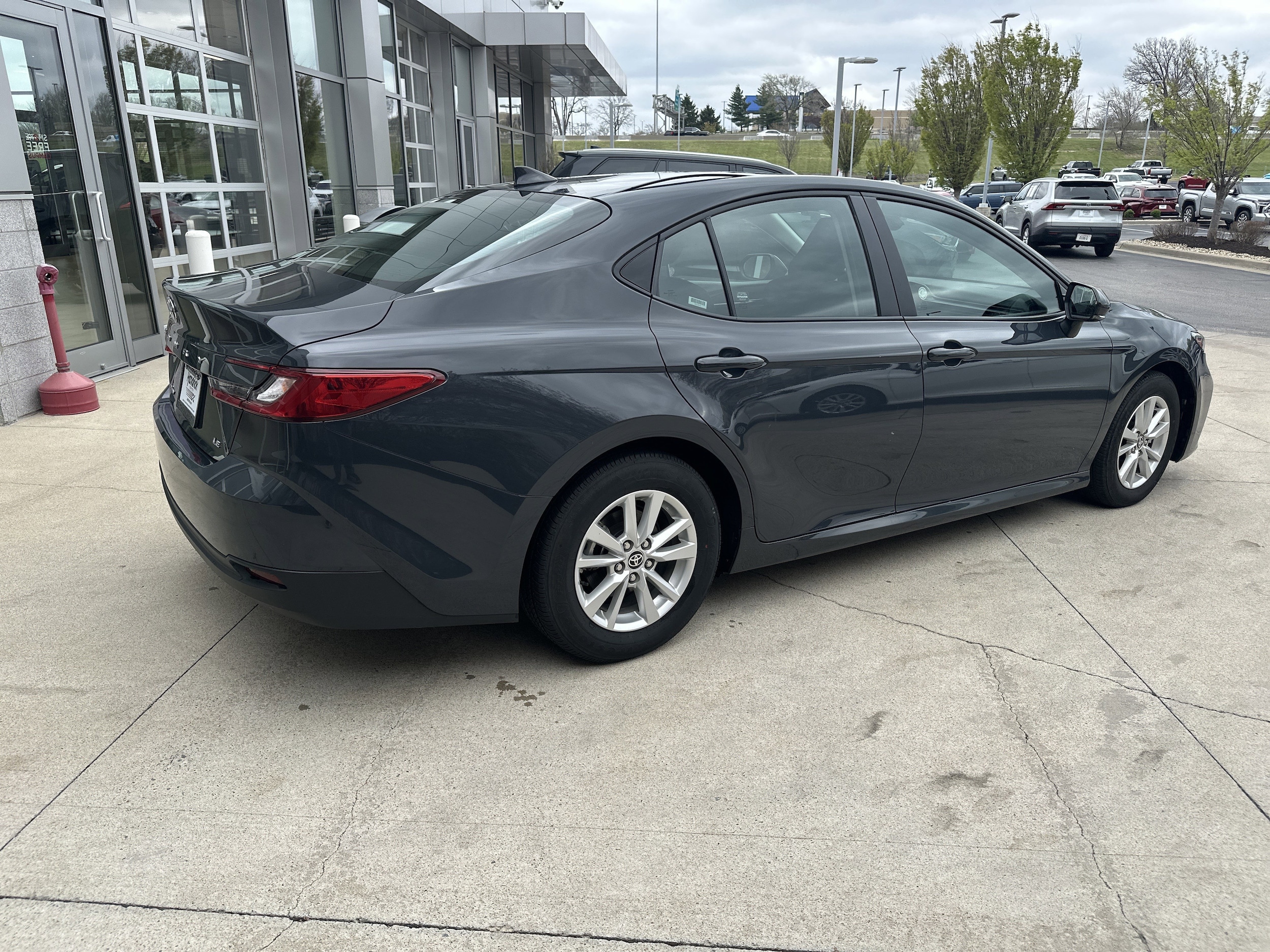 2025 Toyota Camry LE photo 5