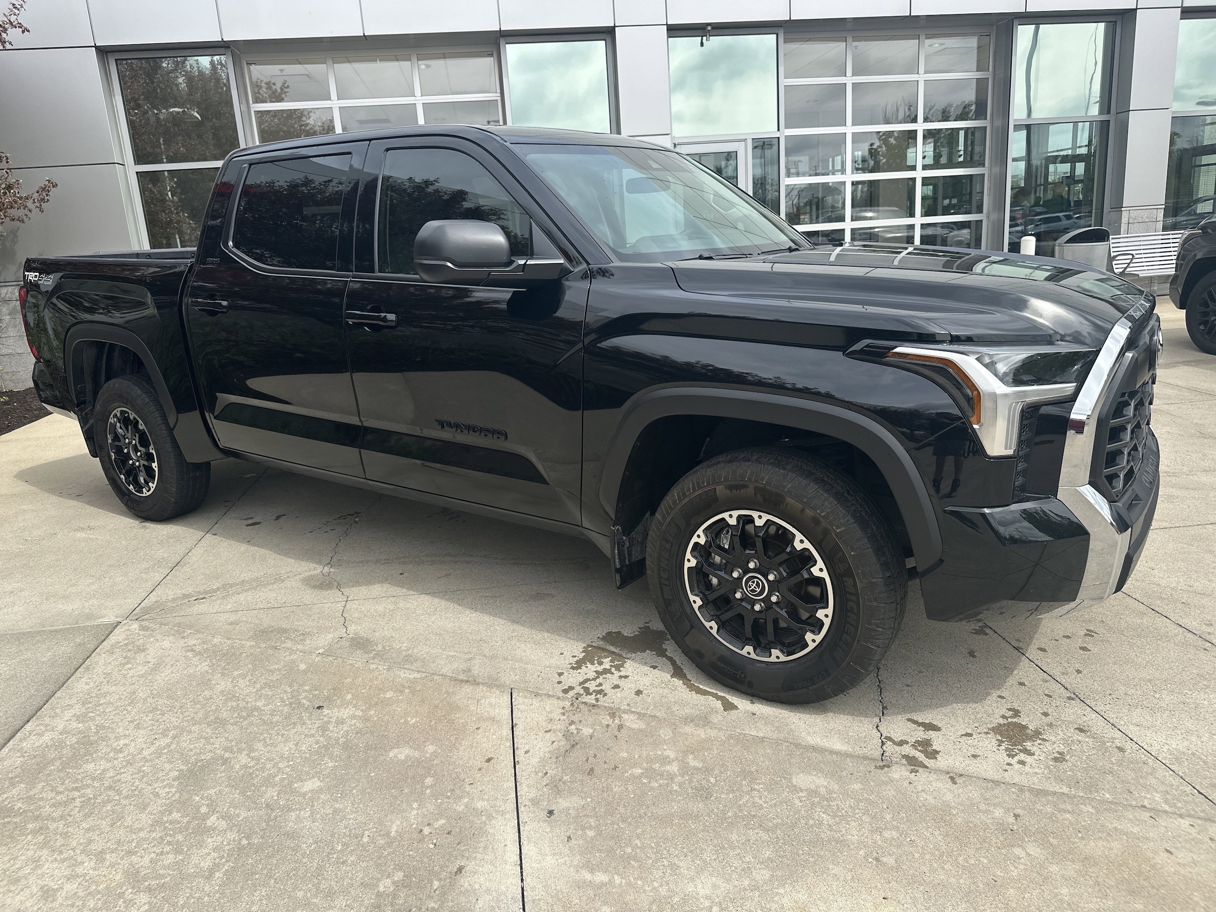 Used 2024 Toyota Tundra SR5 with VIN 5TFLA5DB3RX225181 for sale in Kansas City