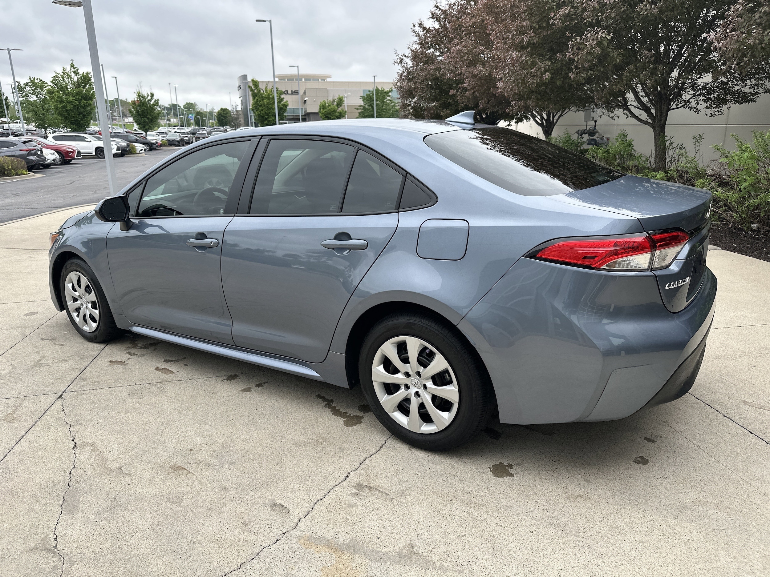 2025 Toyota Corolla LE photo 5