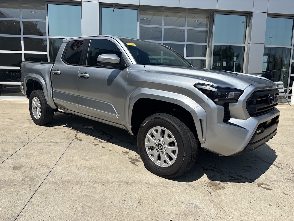 Certified 2025 Toyota Tacoma 4WD SR5 Pickup