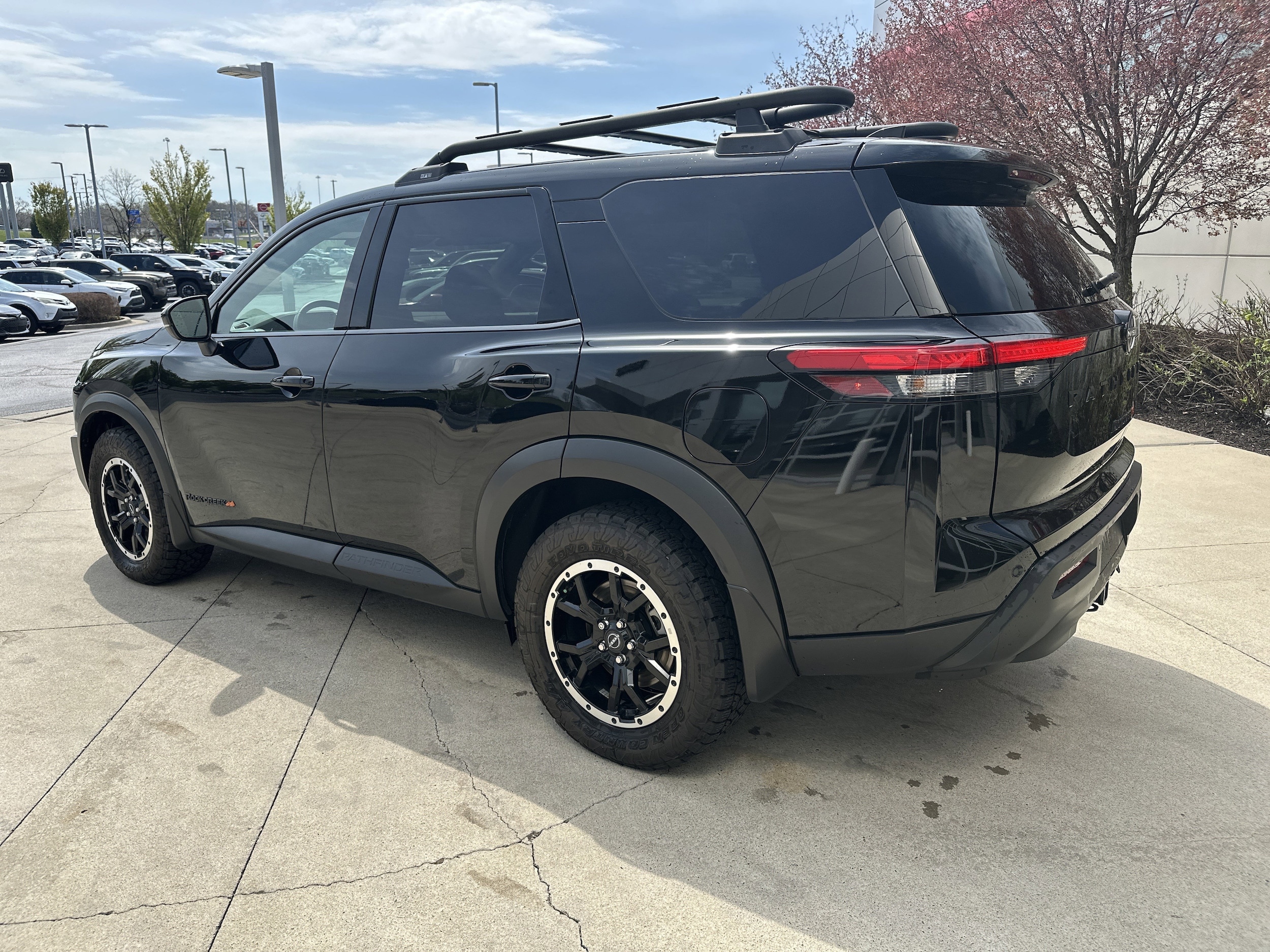 2024 Nissan Pathfinder Rock Creek photo 5