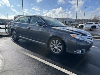 2011 Toyota Avalon Limited Sedan