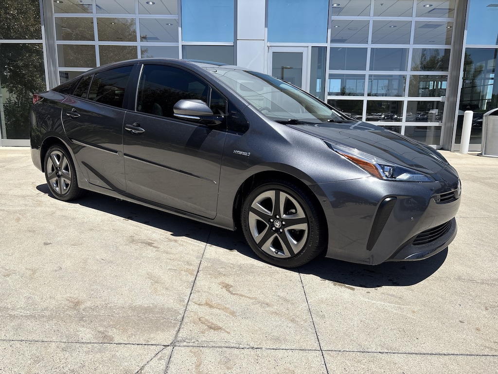 Used 2019 Toyota Prius XLE Hatchback