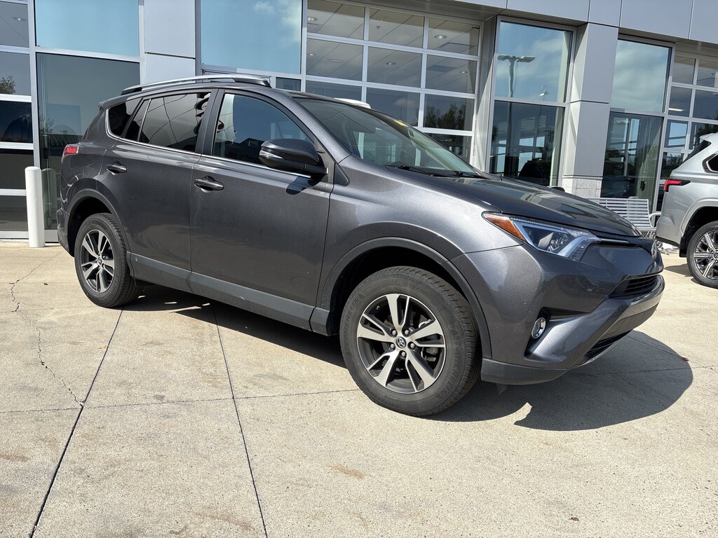 Used 2017 Toyota RAV4 XLE SUV