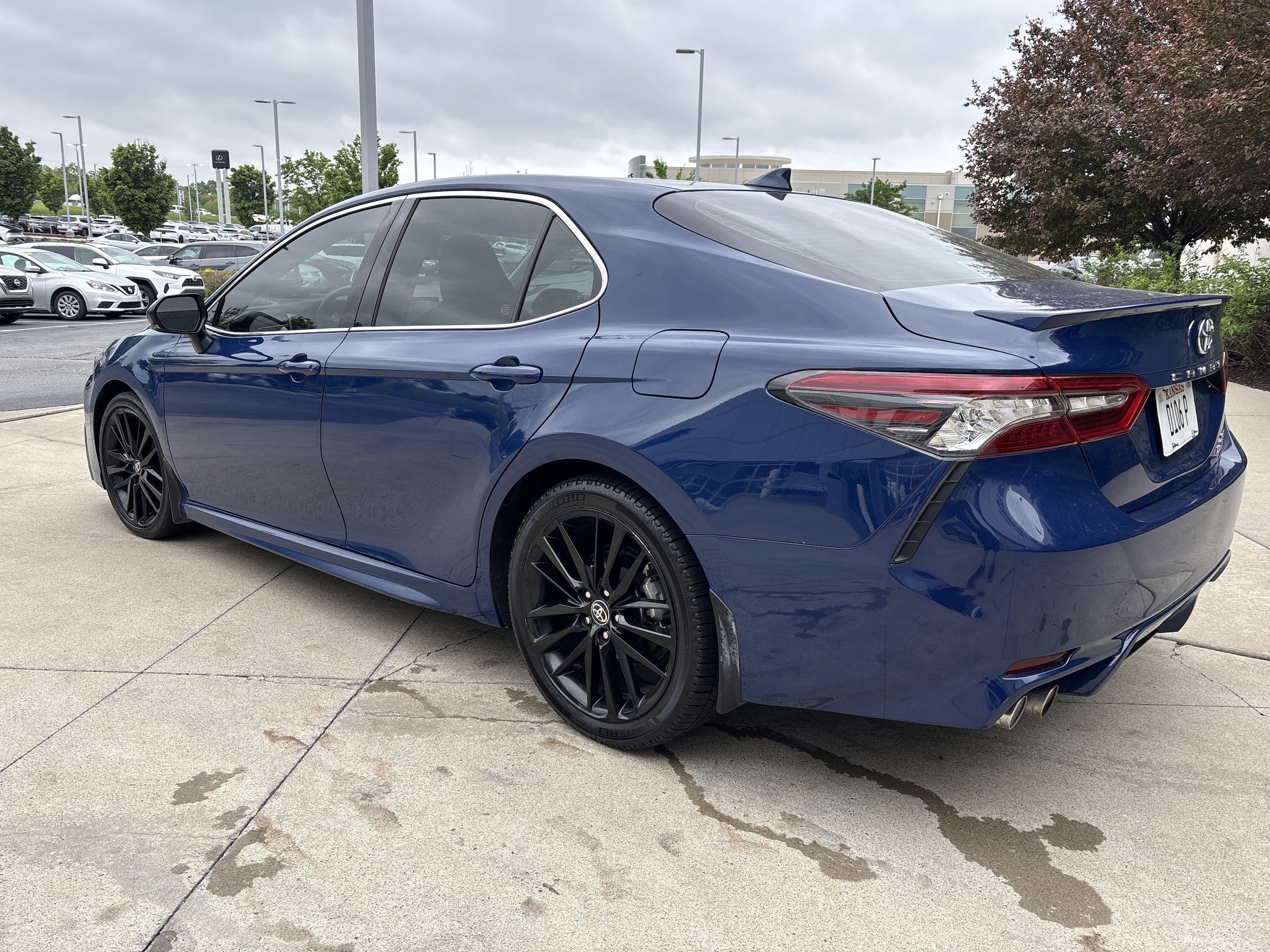 2024 Toyota Camry Hybrid XSE photo 5