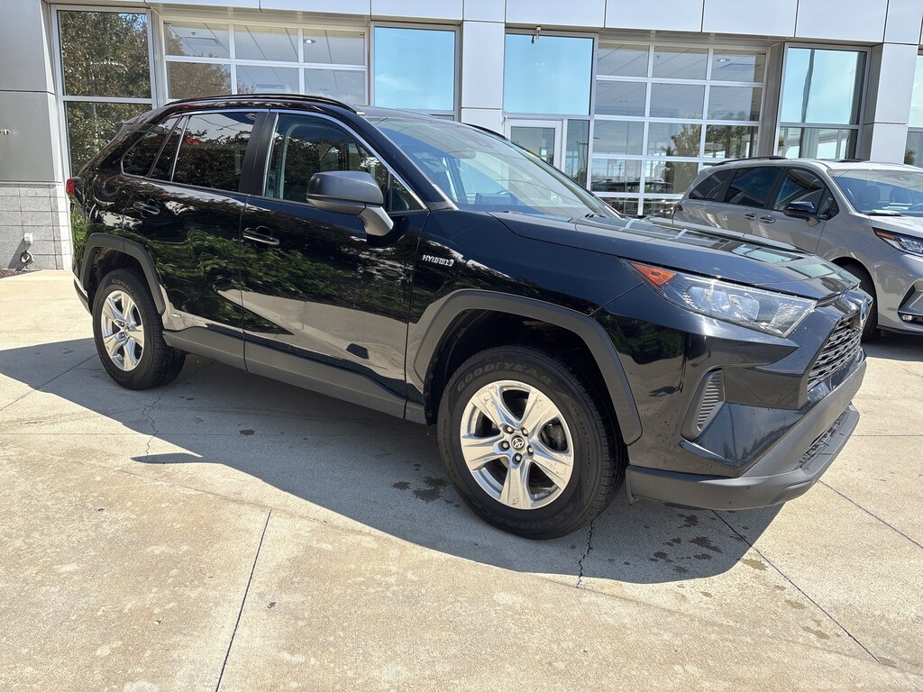 Used 2021 Toyota RAV4 Hybrid LE SUV