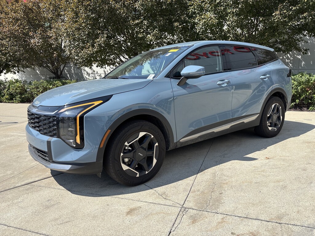 Used 2026 Kia Sportage Hybrid S SUV