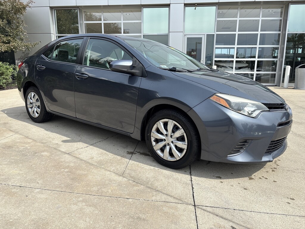 Used 2015 Toyota Corolla LE Sedan
