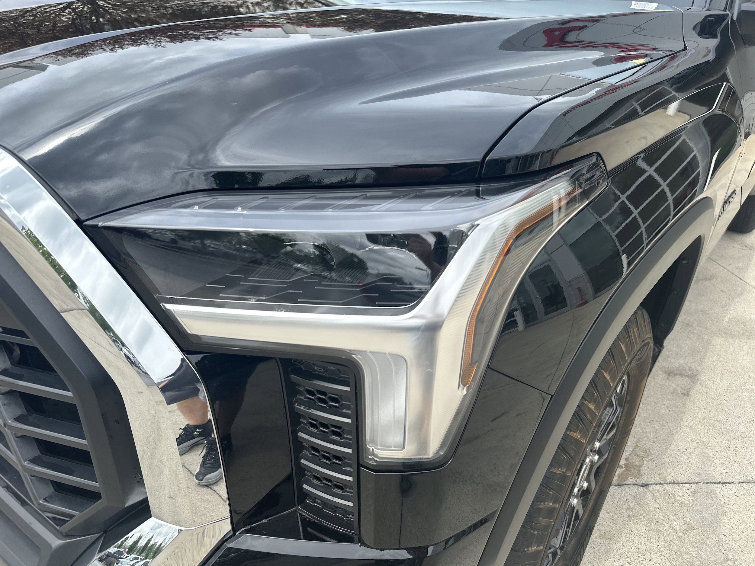 2024 Toyota Tundra 4WD SR5 photo 6