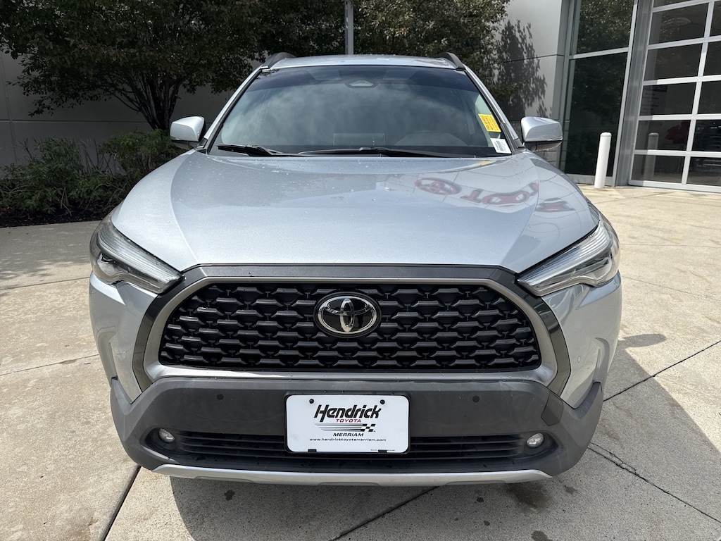 Used 2024 Toyota Corolla Cross XLE SUV