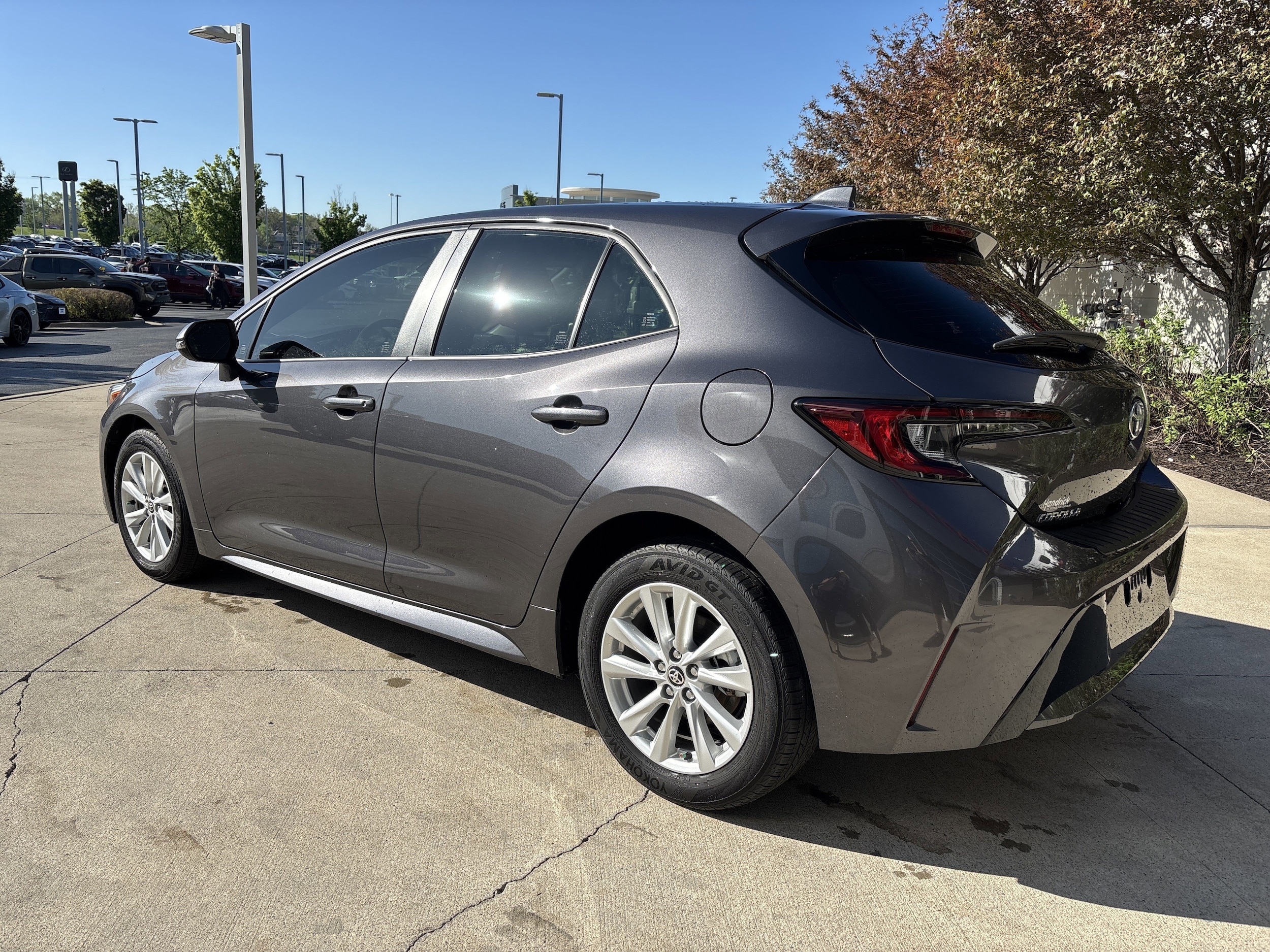 2024 Toyota Corolla Hatchback SE photo 6