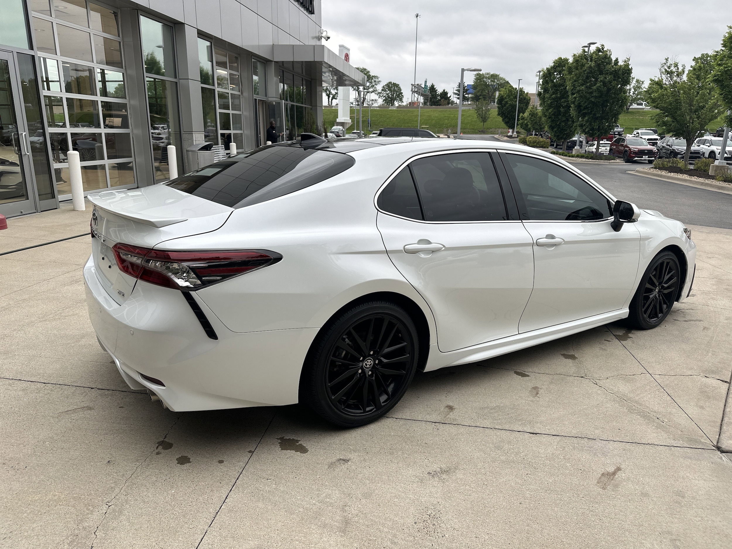 2023 Toyota Camry XSE V6 photo 4