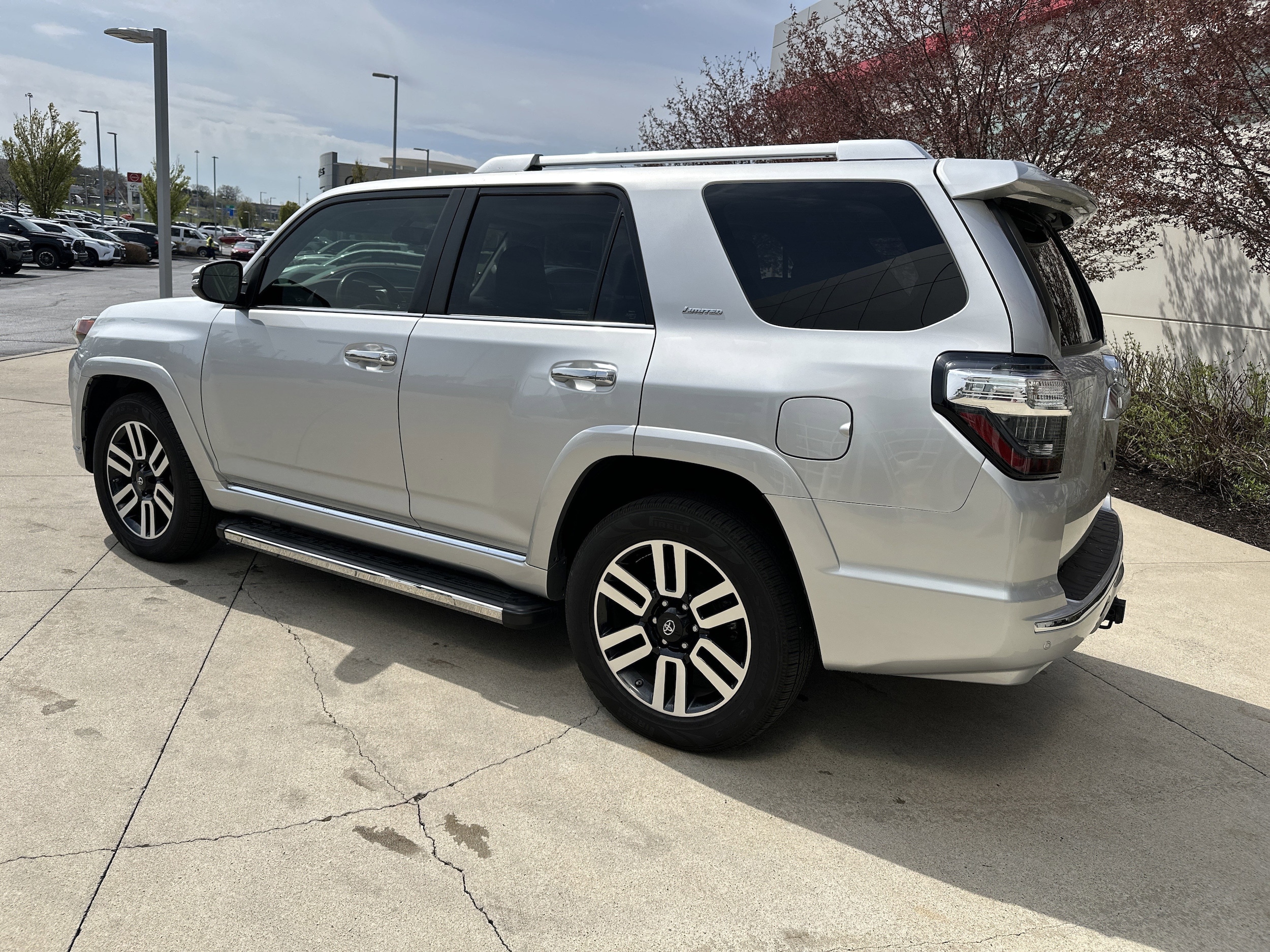 2019 Toyota 4Runner Limited photo 5