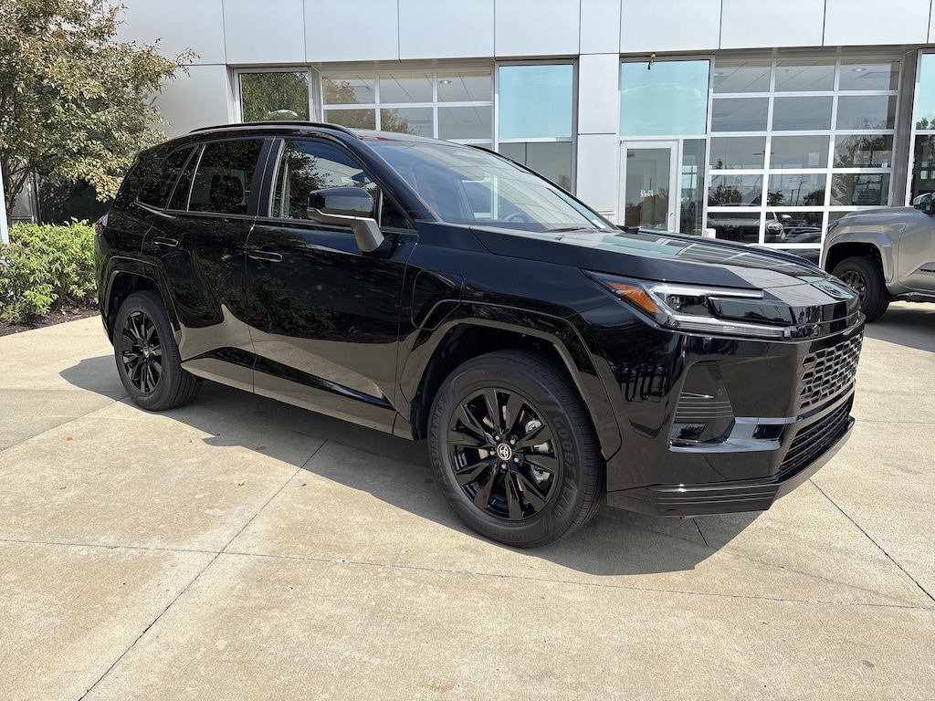 Used 2026 Toyota RAV4 Plug-In Hybrid SE SUV