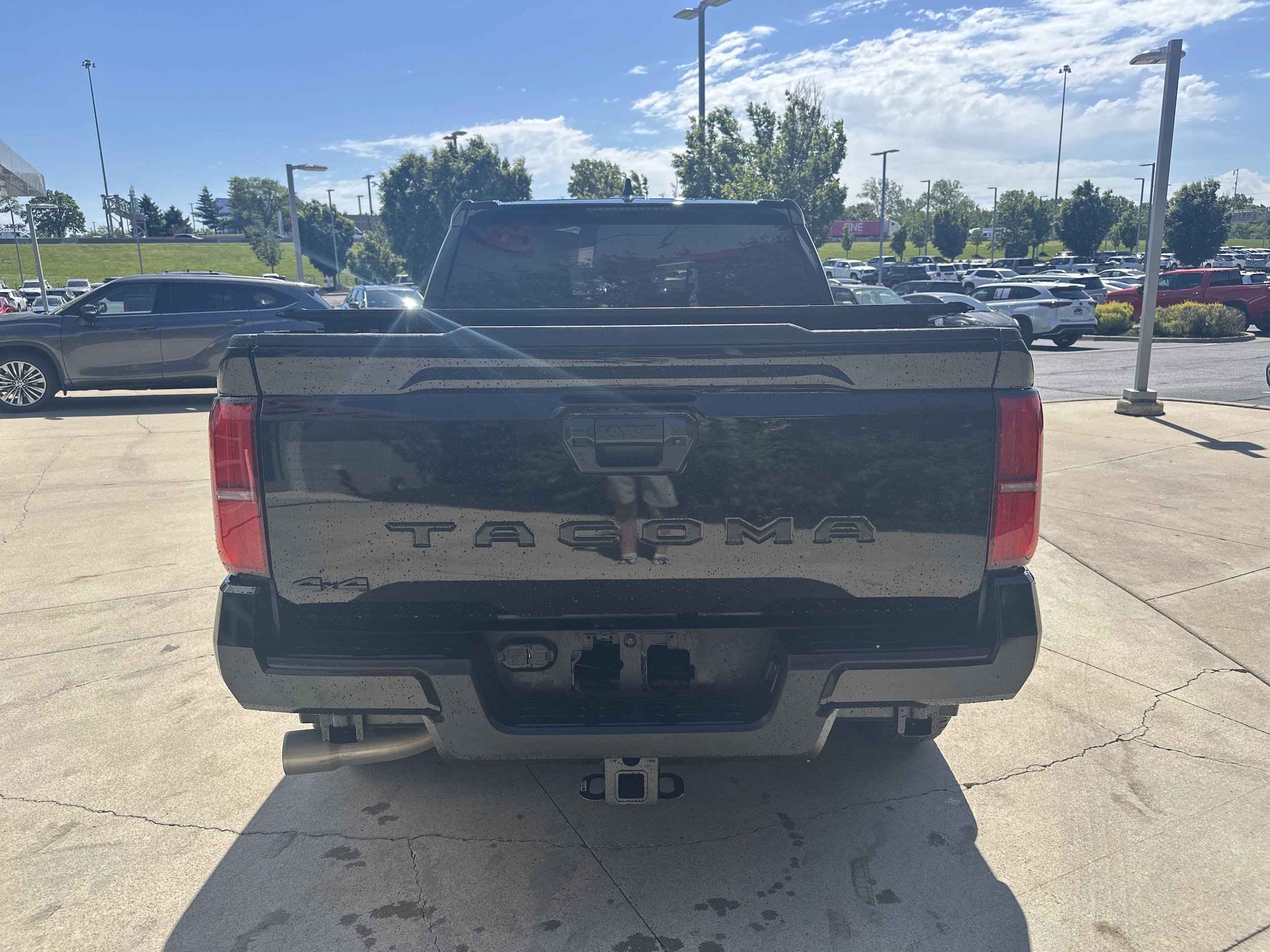2024 Toyota Tacoma 4WD TRD Off Road photo 6