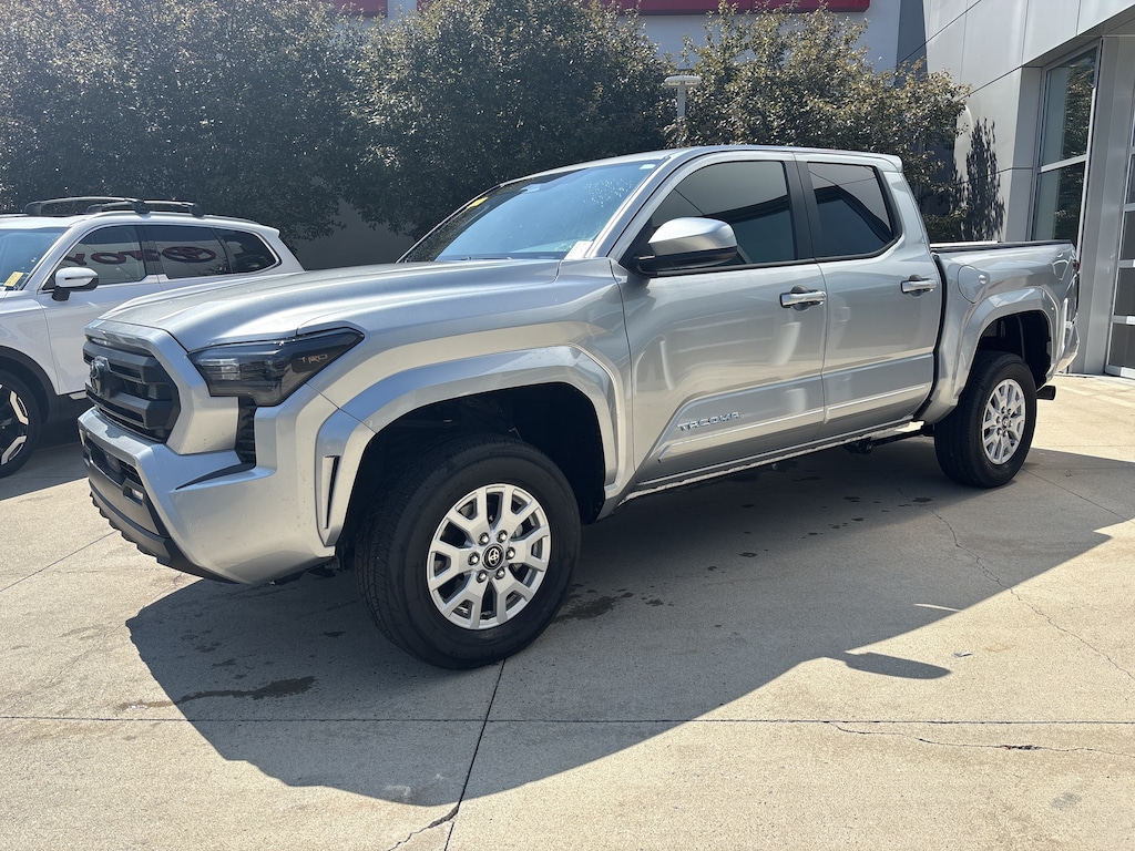 Certified 2025 Toyota Tacoma 4WD SR5 Pickup