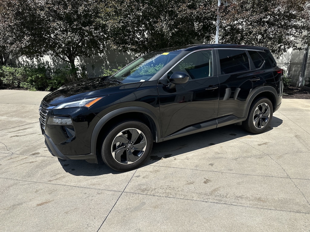 Used 2025 Nissan Rogue SV SUV