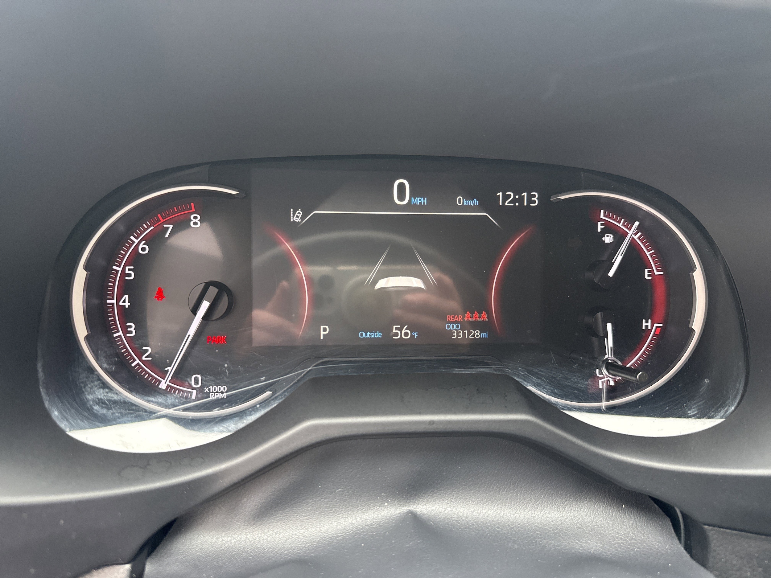 2025 Toyota RAV4 LE photo 4