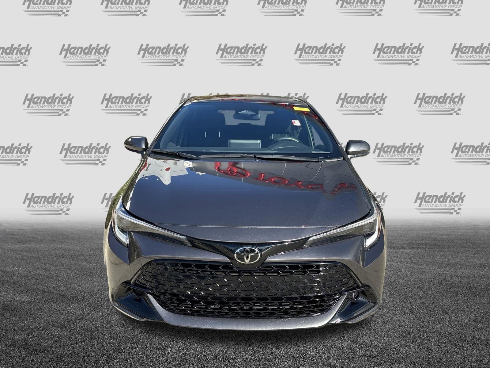 2024 Toyota Corolla Hatchback SE photo 4