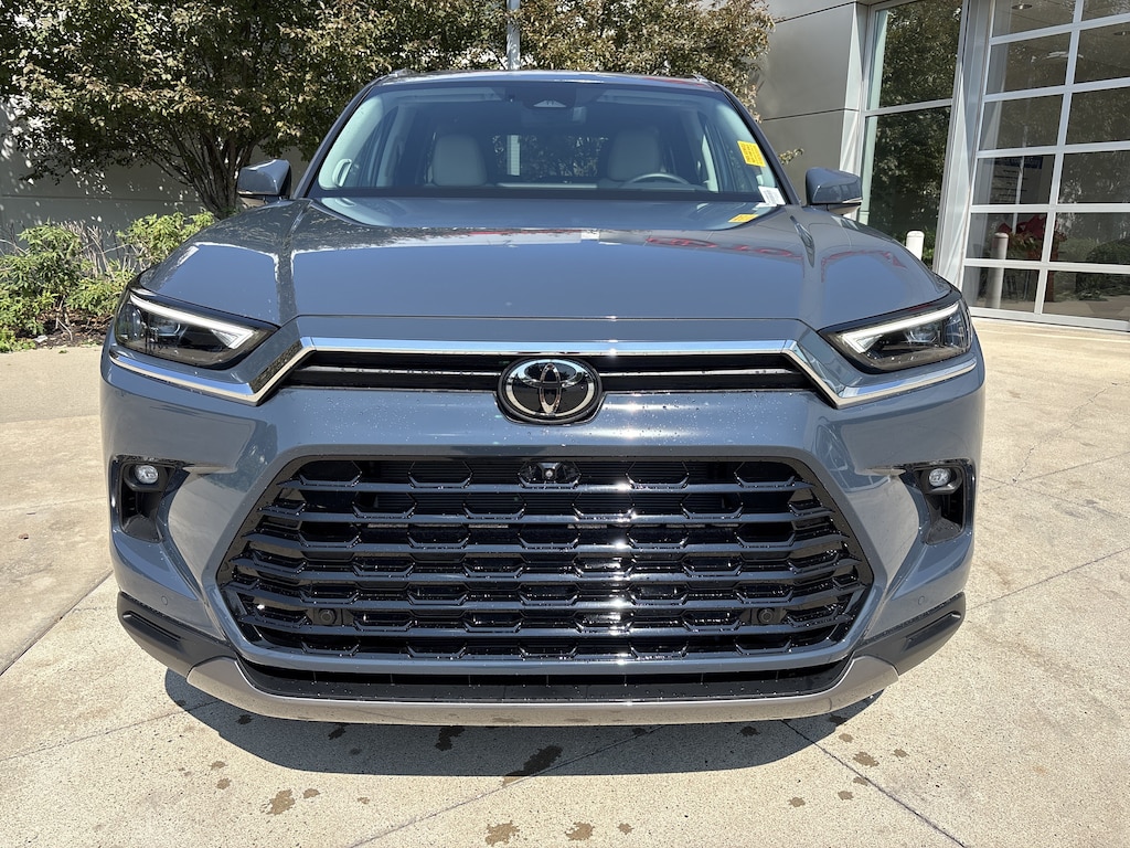 Used 2026 Toyota Grand Highlander Platinum SUV
