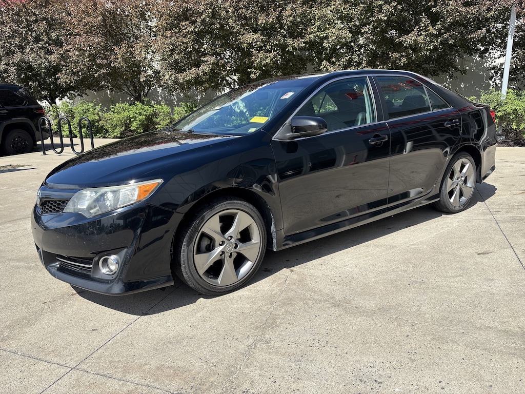 Used 2014 Toyota Camry SE Sport Sedan