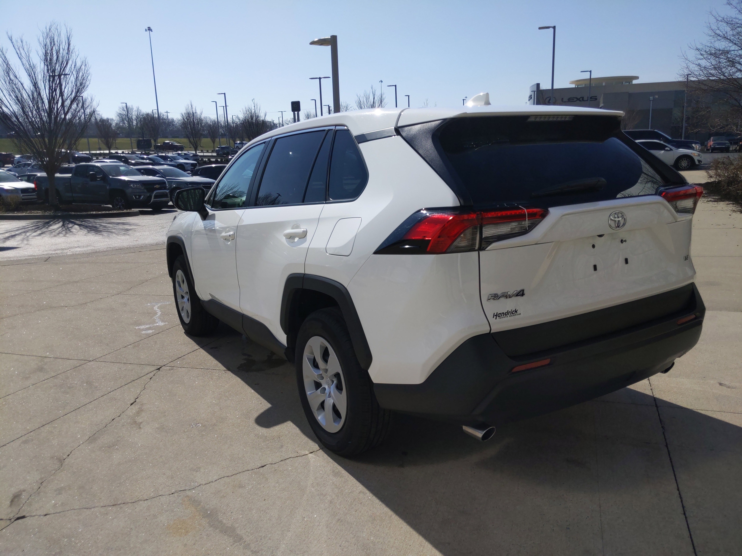 2025 Toyota RAV4 LE photo 6